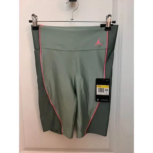 Nike Jordan Women's Green Stretch Essentials Bike Shorts Tight Fit Sporty Gym - Picture 3 of 9